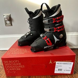 Atomic HAWX JR R3 Ski Boots 23/23.5 with Original Box